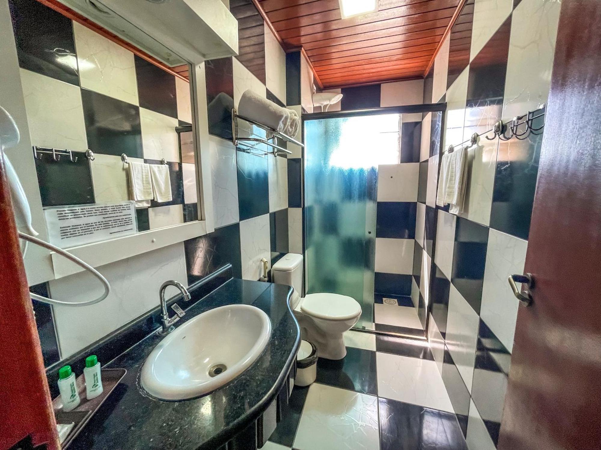 Hotel & Sonho Meu